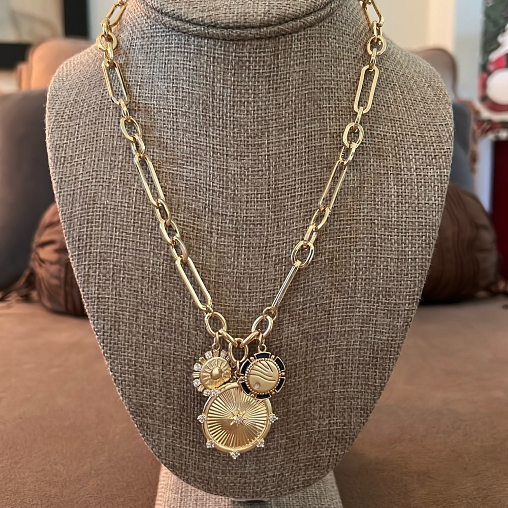 FoundRae Look-alike Pendant Charm Gold Necklace